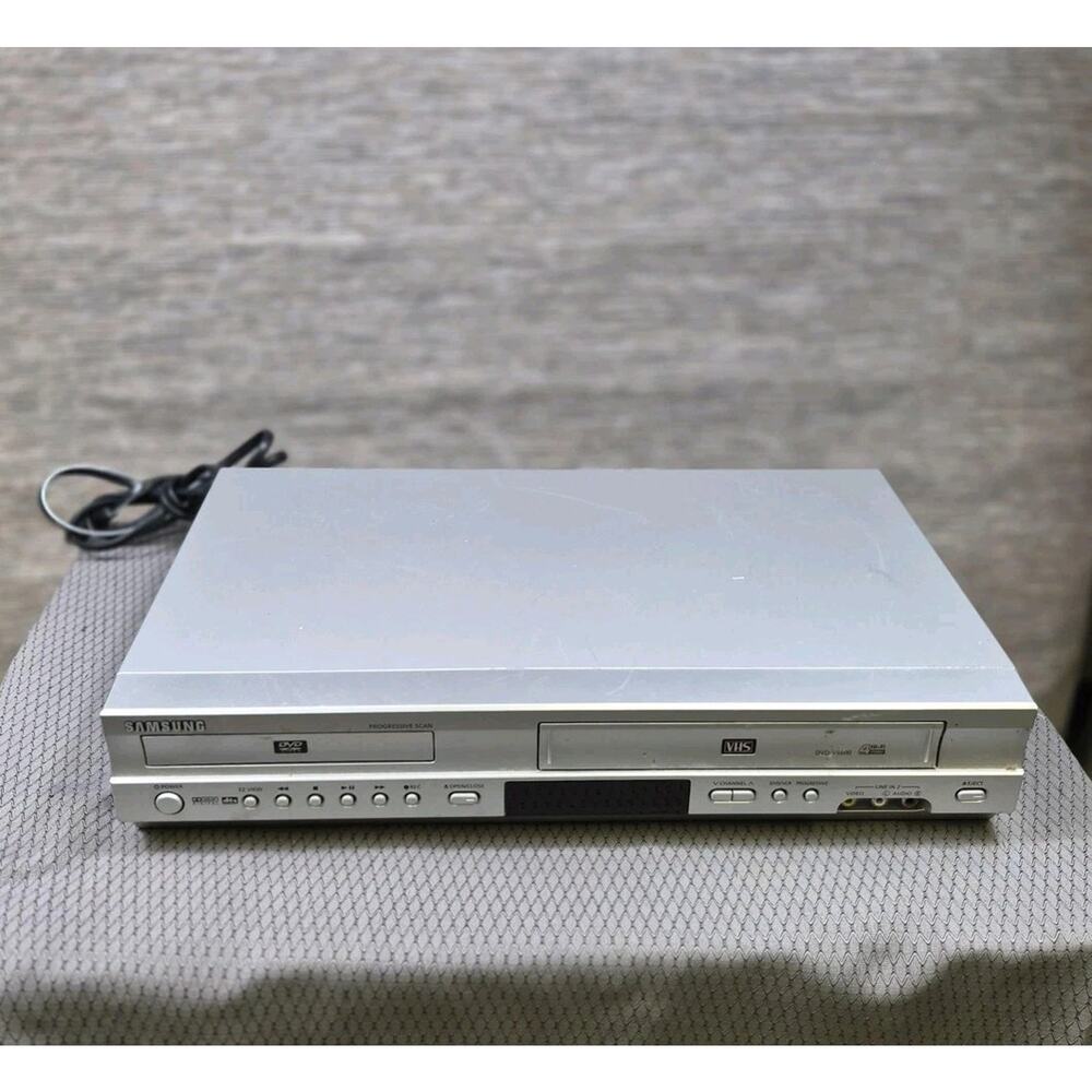 Vintage Samsung DVD-V4600A DVD VHS VCR Combo Hi-Fi Silver No Remote Progressive